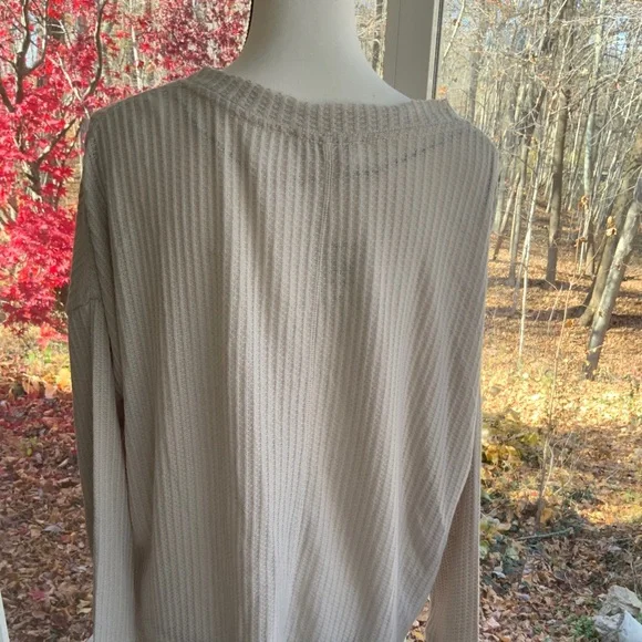 Double Zero Loose Fitting Cardigan Sweater - Picture 2 of 4